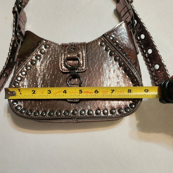 Silence + Noise Brown Shoulder Bag with Metallic Finish - Picture 11 of 15